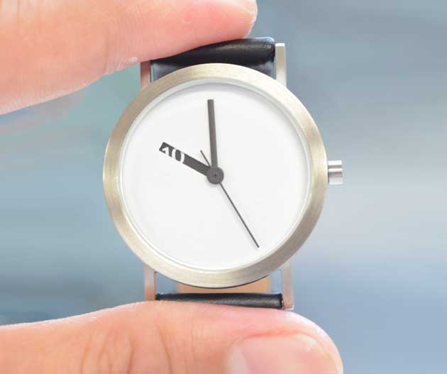 シンプルな腕時計ノーマルタイムピーシーズの評価