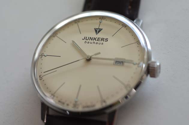 ユンカースJUNKERSバウハウスの時計の評価